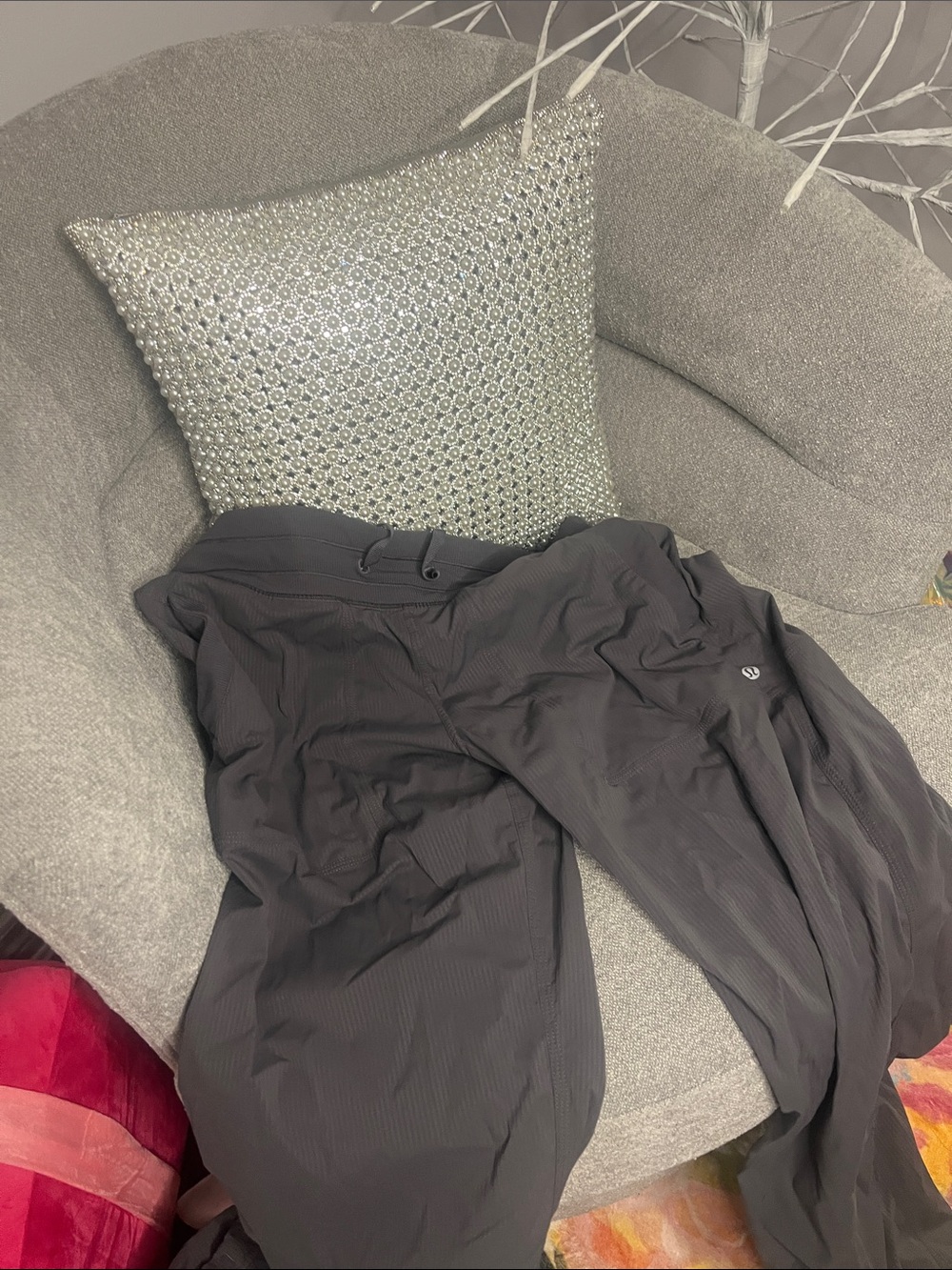 Lululemon Grey Dance Studio Pants Size 8 Women’s !